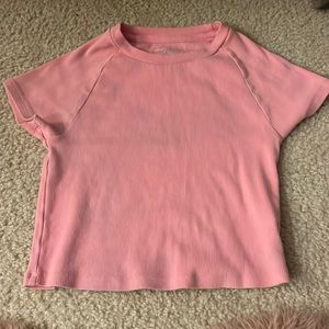 A pink aerie crop top